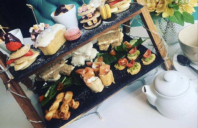 Lemon Witch, Leigh-on-Sea, Essex, Baby Eats Out