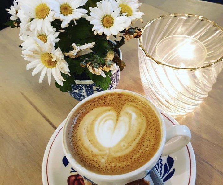 Baby Eats Out, Utopia Coffee Lounge, Southend