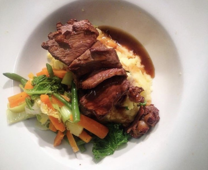 Baby Eats Out, Essex, Leigh-on-Sea, Mariners Court