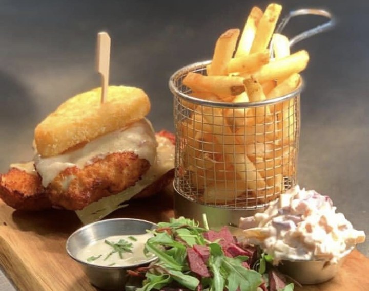 Baby Eats Out, The Oakleigh, Leigh-on-Sea, Essex