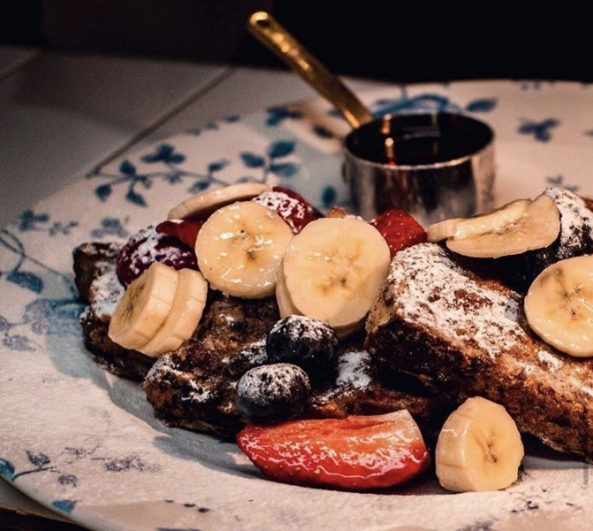 EighTea9, Essex, Brentwood, Baby Eats Out