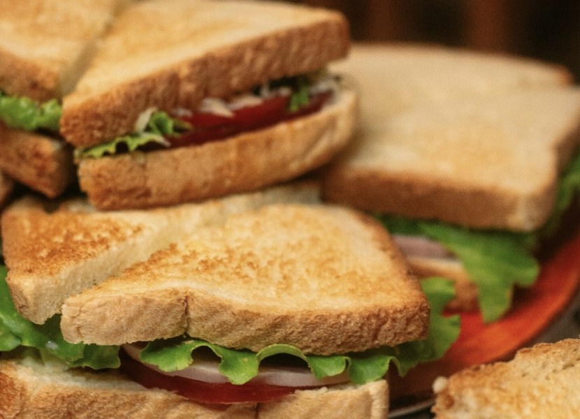 Kids eat free - easter 2026, baby eats out